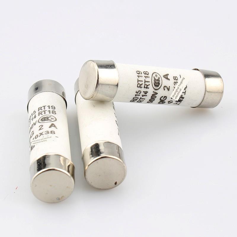 R015Ro*38陶瓷熔丝管Rt1