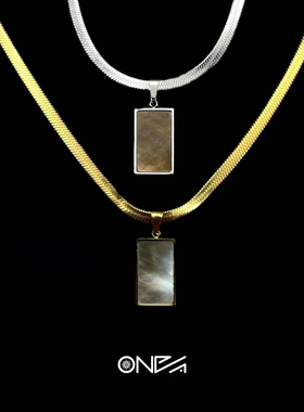 ONEPART2024矩形黑贝母吊坠项链