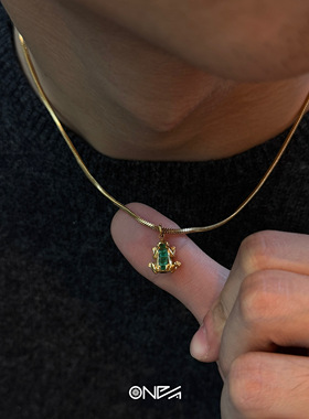 ONEPART原创新中式“金蟾蟾“男女同款项链钛钢高级感金色锁骨链