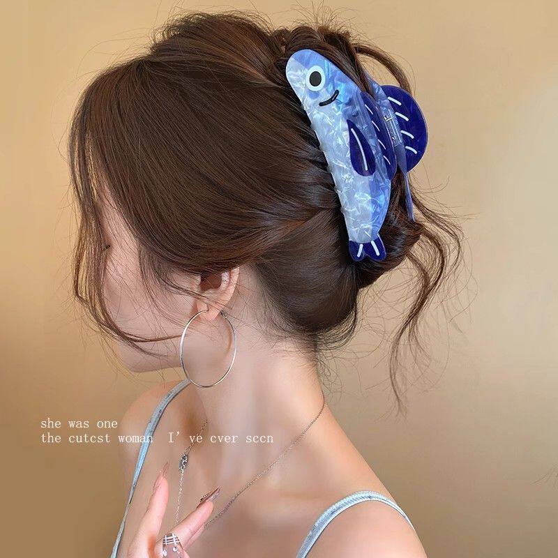 2026巨好看蓝色沙丁鱼抓夹女高级感后脑勺半扎发盘发趣味鲨鱼夹子
