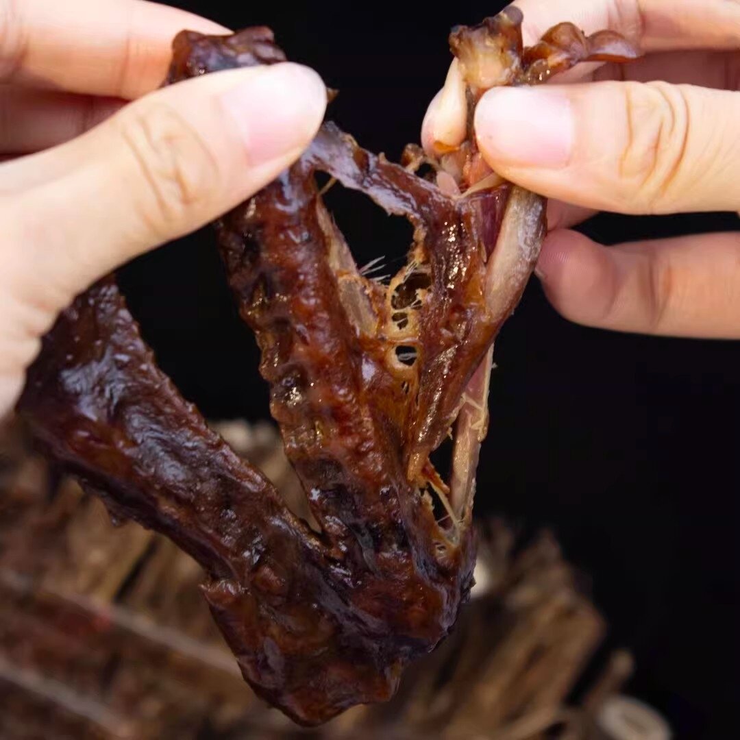 老卤鸭翅休闲真空肉食品办公室鸭肉小包装散装卤味卤鸭翅膀零食品
