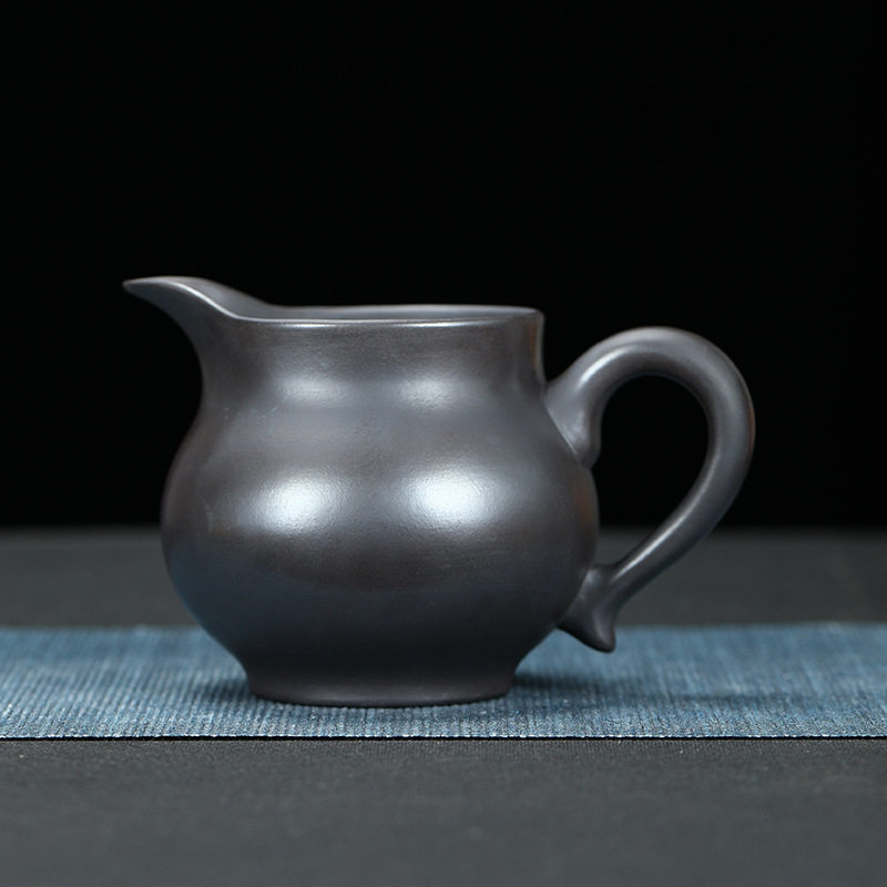 厂家批发宜兴原矿紫砂石黄公道杯鸭嘴分茶器茶具配件礼品