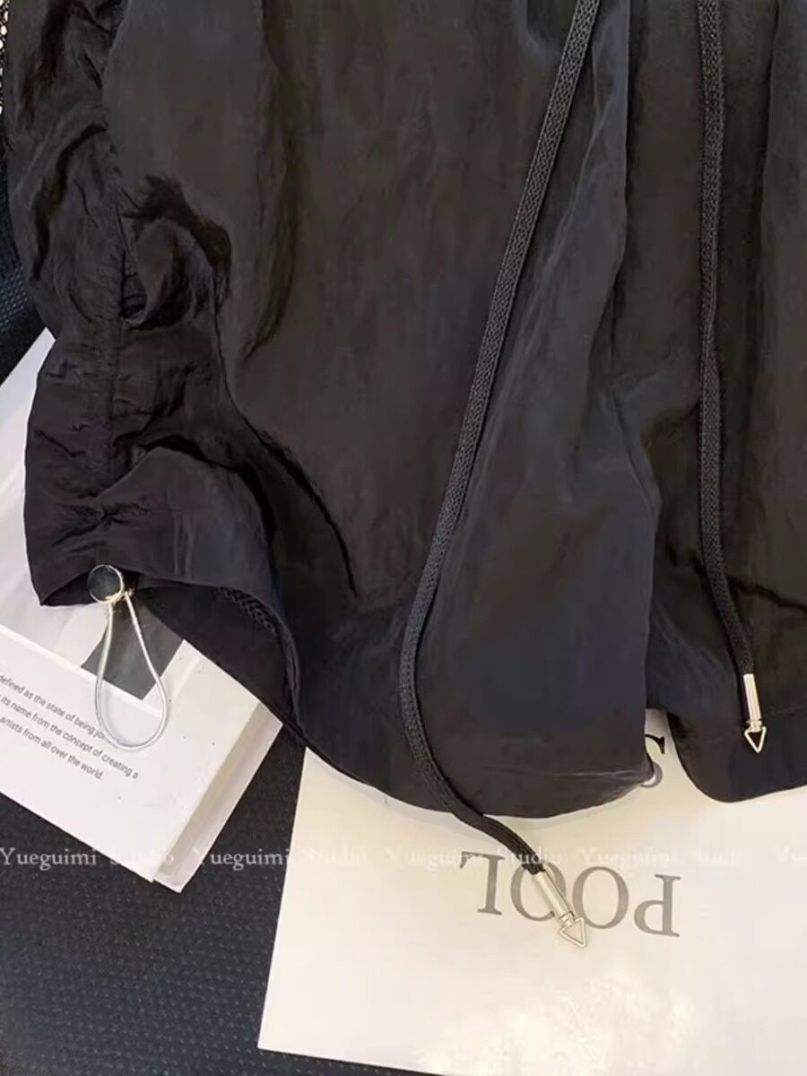 여성을위한 블랙 스포츠 반바지 2024 새로운 여름 DRAWSTRING 높은 허리 캐주얼 느슨한 작은 얼음 실크 캐주얼 바지