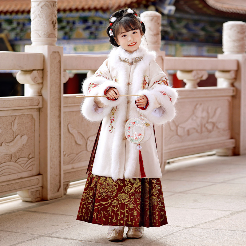 马面裙汉服国风唐装套装拜年服女童新年2026年新款冬儿童女宝古装