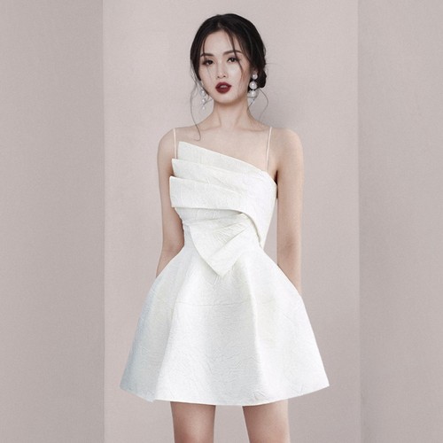 法式小众2021年夏季斜肩晚礼服裙