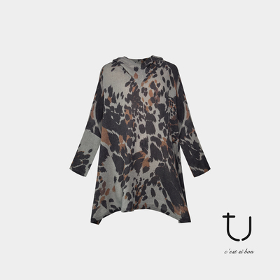 TU女装羊毛连帽印花斗篷上衣