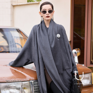 灰色阔版 新款 大衣 阿尔巴卡羊驼毛围巾领毛呢外套25年冬季 TU女装