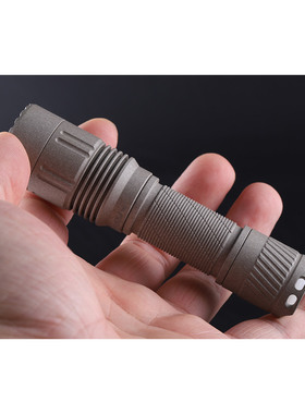 Convoy T6微弧灰 14500远射手电筒