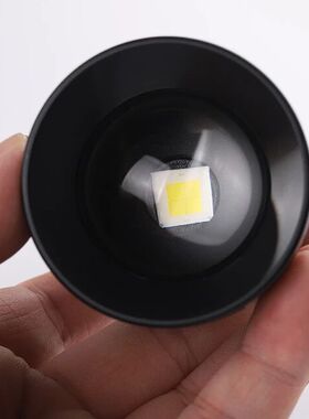 Convoy Z1变焦手电筒 XHP50.3 Hi 21700手电筒