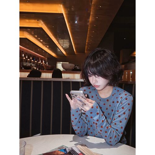 蓝色波点晕染微透长袖t恤女款20