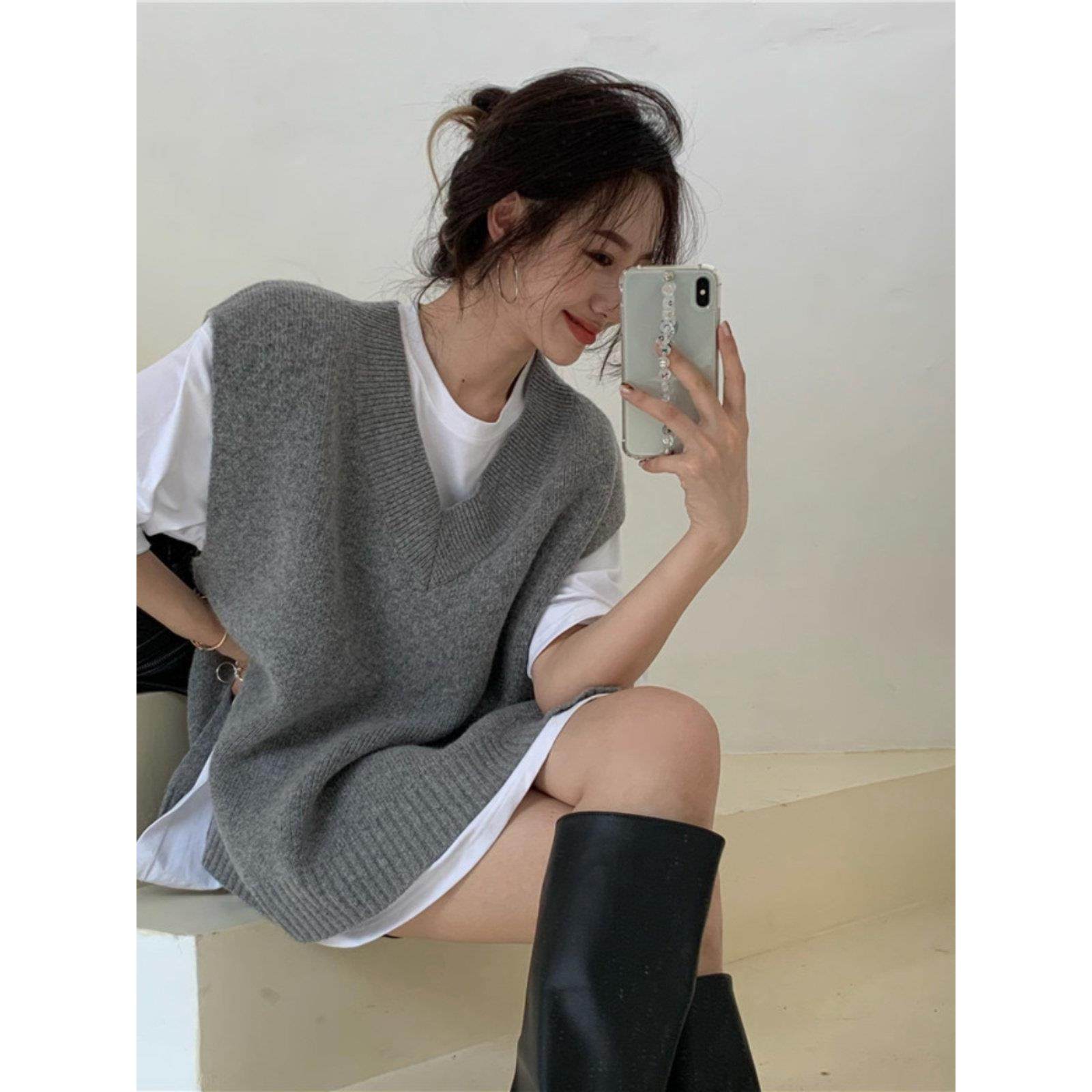 2024秋冬新款纯羊毛V领马甲女宽松百搭针织覆古无袖坎肩大码背心,女装/女士精品,马夹,淘宝优惠券,粉丝福利购,淘宝优惠卷