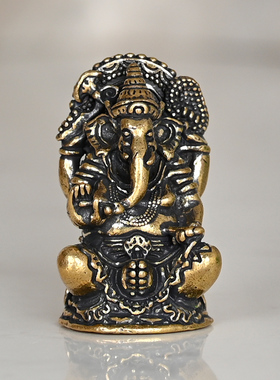 黄铜复古泰国神象工艺品招财收藏