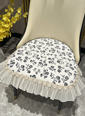 2025新款餐桌椅子坐垫四季通用防滑欧美法式复古田园风马蹄形椅套