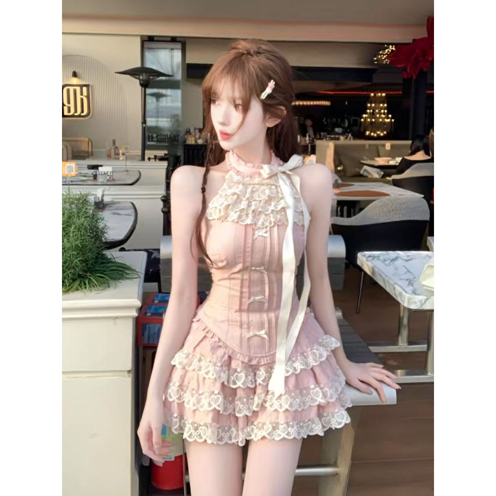 小说里的千金 夏季新款法式赫本重工挂脖上衣气质蛋糕短裙两件套