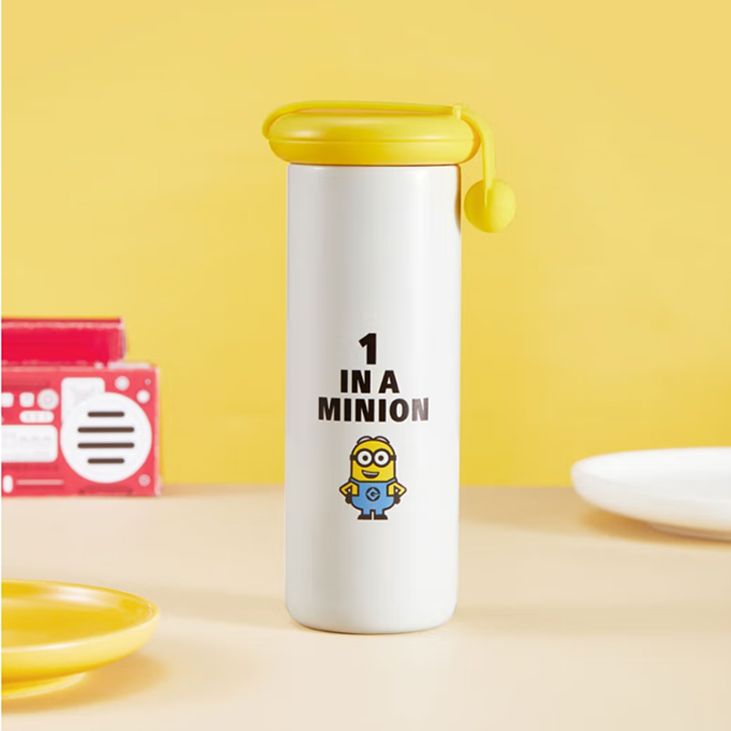 环球影业小黄人飞碟提绳保温杯