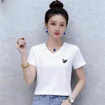 白色v领短袖t恤女纯棉修身洋气设计感2026夏季新款百搭鸡心领上衣