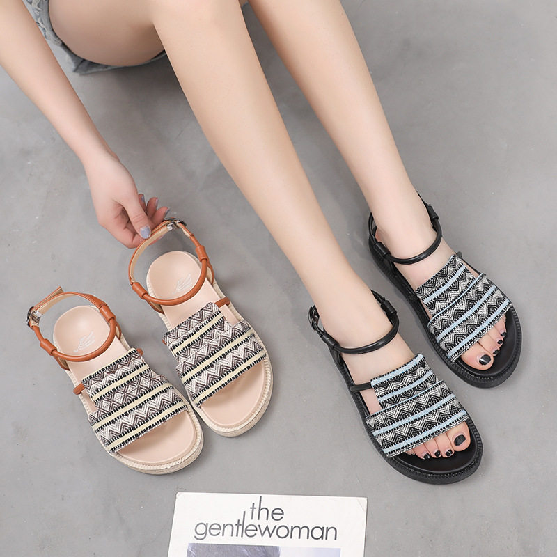 2025年夏季新款鱼嘴凉鞋女平底民族风大码仙女厚底波西米亚罗马鞋