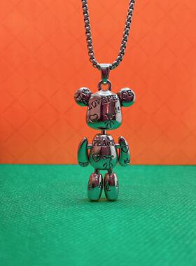 头部四肢可活动反战暴力小熊项链小众潮流毛衣链吊坠嘻哈新款男女