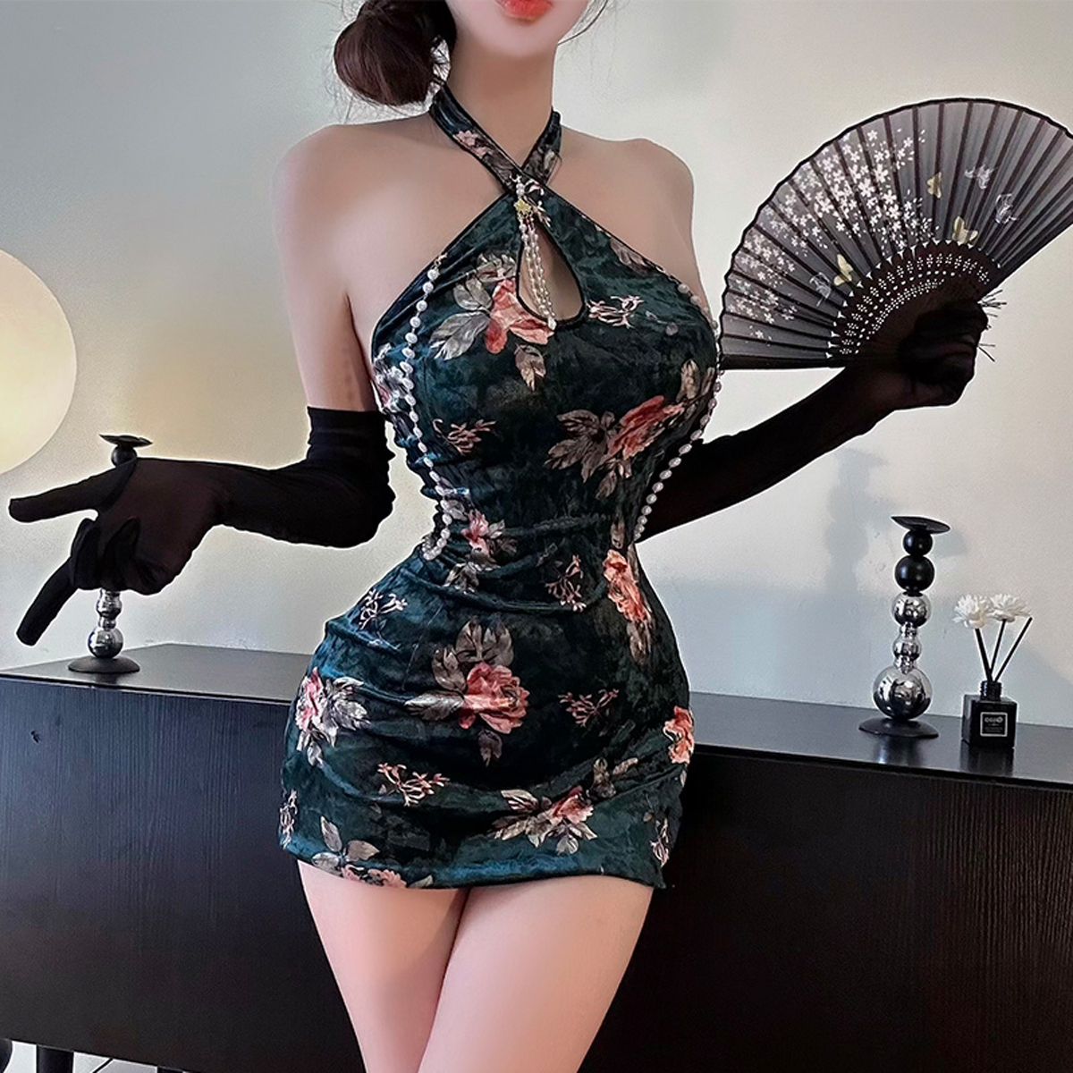古典国风挂脖大露背花色珍珠旗袍裙夜店女装修身性感名媛连衣裙潮