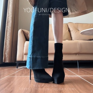 黑色绒面细跟瘦瘦靴 冬季 羊皮款 尖头防水台高跟短靴女2025年新款