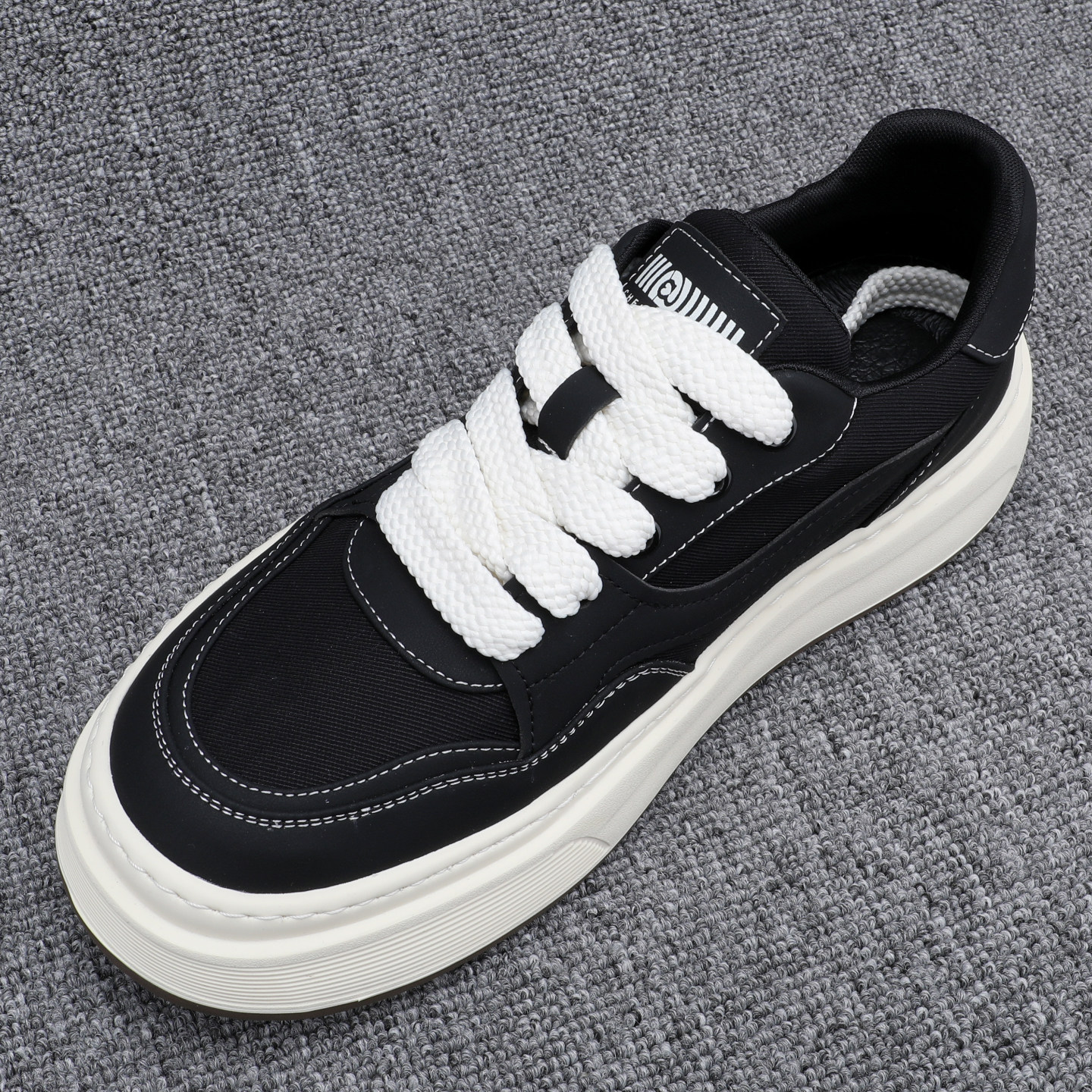 韩版休闲帆布鞋男款2026夏季新款厚底增高轻便板鞋透气百搭男单鞋