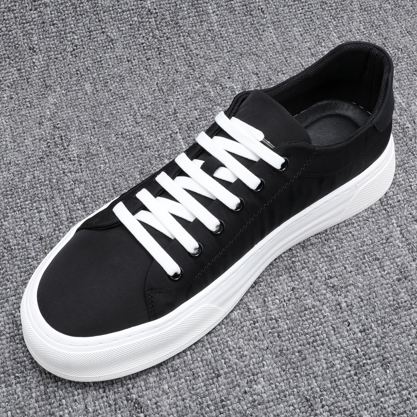 夏季冰丝帆布鞋男款透气百搭一脚蹬休闲板鞋男士时尚黑白拼色单鞋