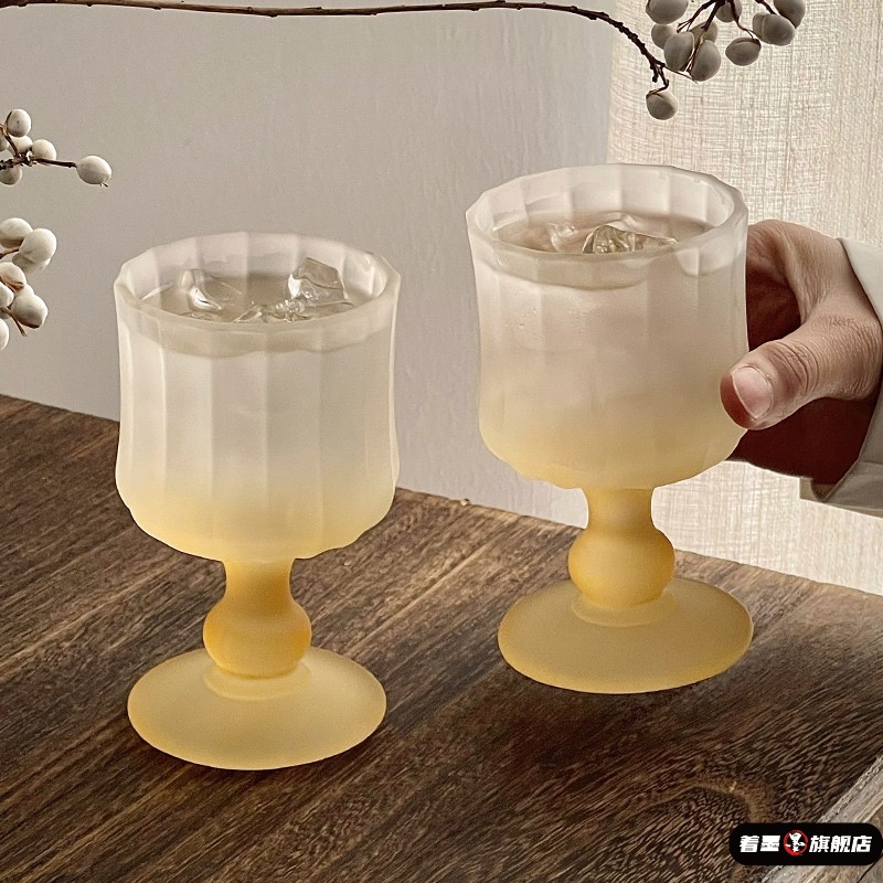 家用高颜值甜酒杯复古磨砂渐变黄百褶威士忌