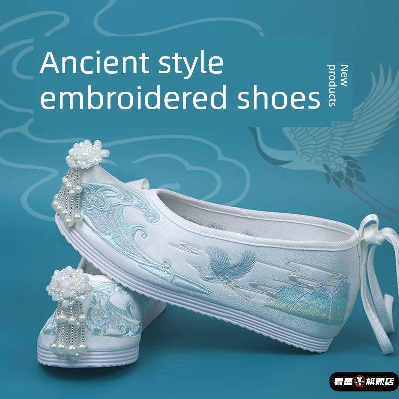 汉服增高防滑绣花鞋新款搭配古风的鞋子女内弓鞋翘头珍珠古装布鞋,女鞋,绣花鞋,淘宝优惠券,粉丝福利购,淘宝优惠卷