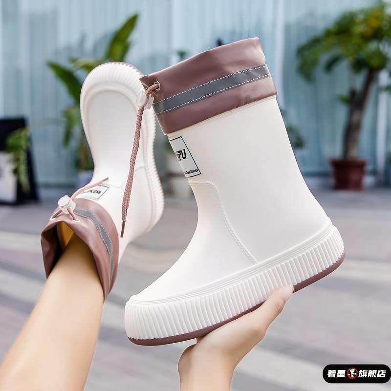 雨鞋女款成人柔软日系时尚防滑防水鞋加厚轻便耐磨雨靴可爱的雨靴