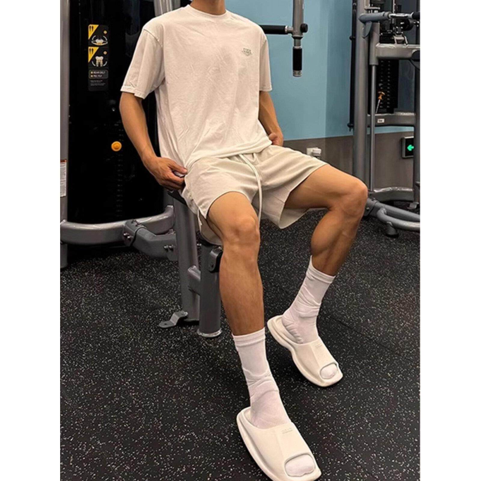 运动短裤男跑步速干五分裤冰丝黑色男款夏季健身裤四分不过膝美式