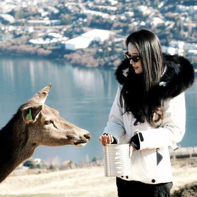 冬季m蒙家羽绒服女短款蒙口秋收腰狐狸毛领白鹅绒保暖滑雪服外套