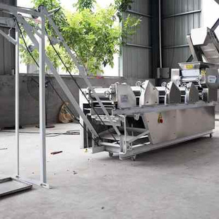 全自动面条机商用制面机大型多功能七组自动爬杆R撒粉叠皮机挂面