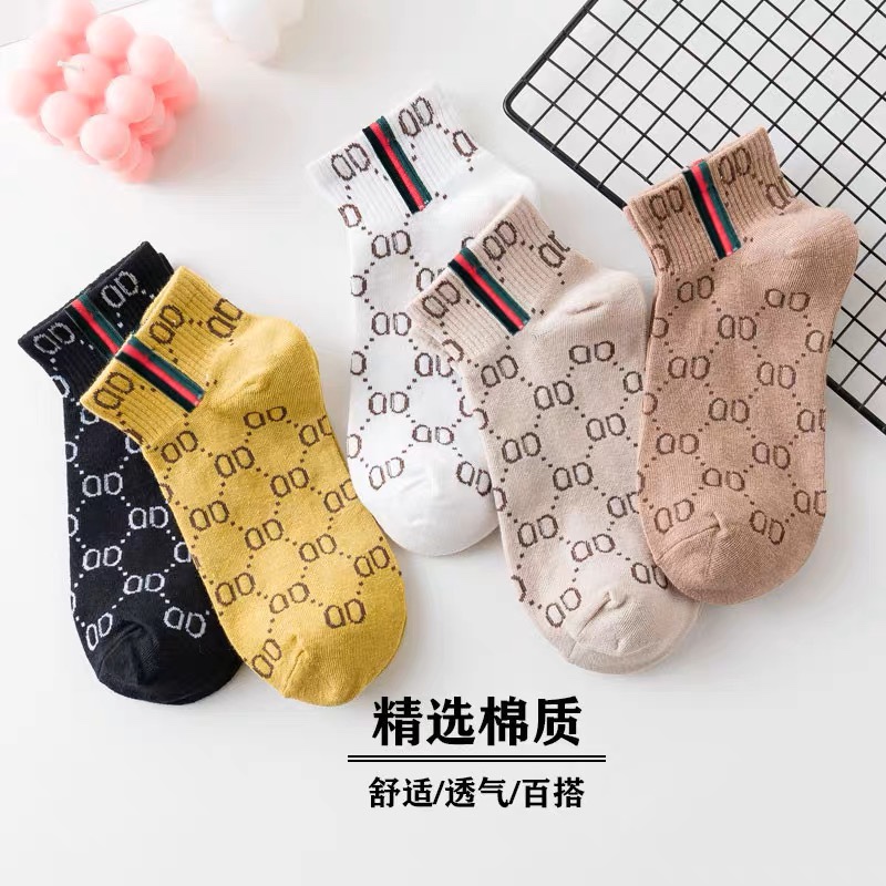 DD字母短筒棉袜欧洲站韩版女秋季