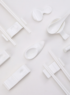 景德镇骨瓷瓷汤匙托筷枕创意白色筷子架酒店摆台家用陶瓷异形勺托