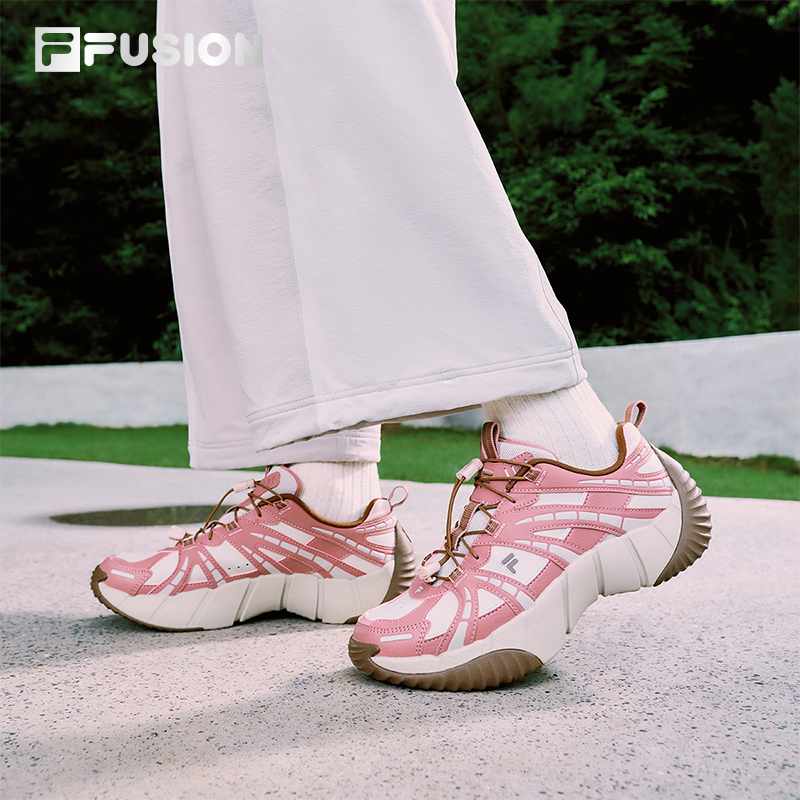 FILAFUSION斐乐女士机能潮鞋