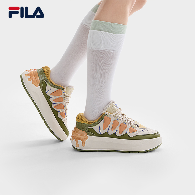 FILA斐乐女子摩登板鞋