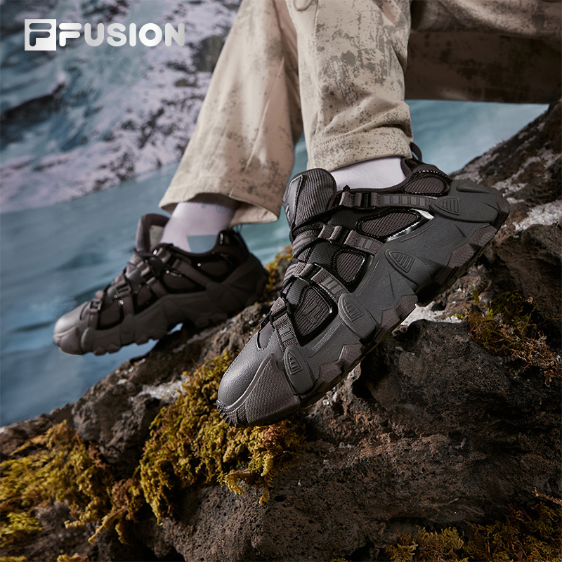 FILAFUSION斐乐女士机能潮鞋