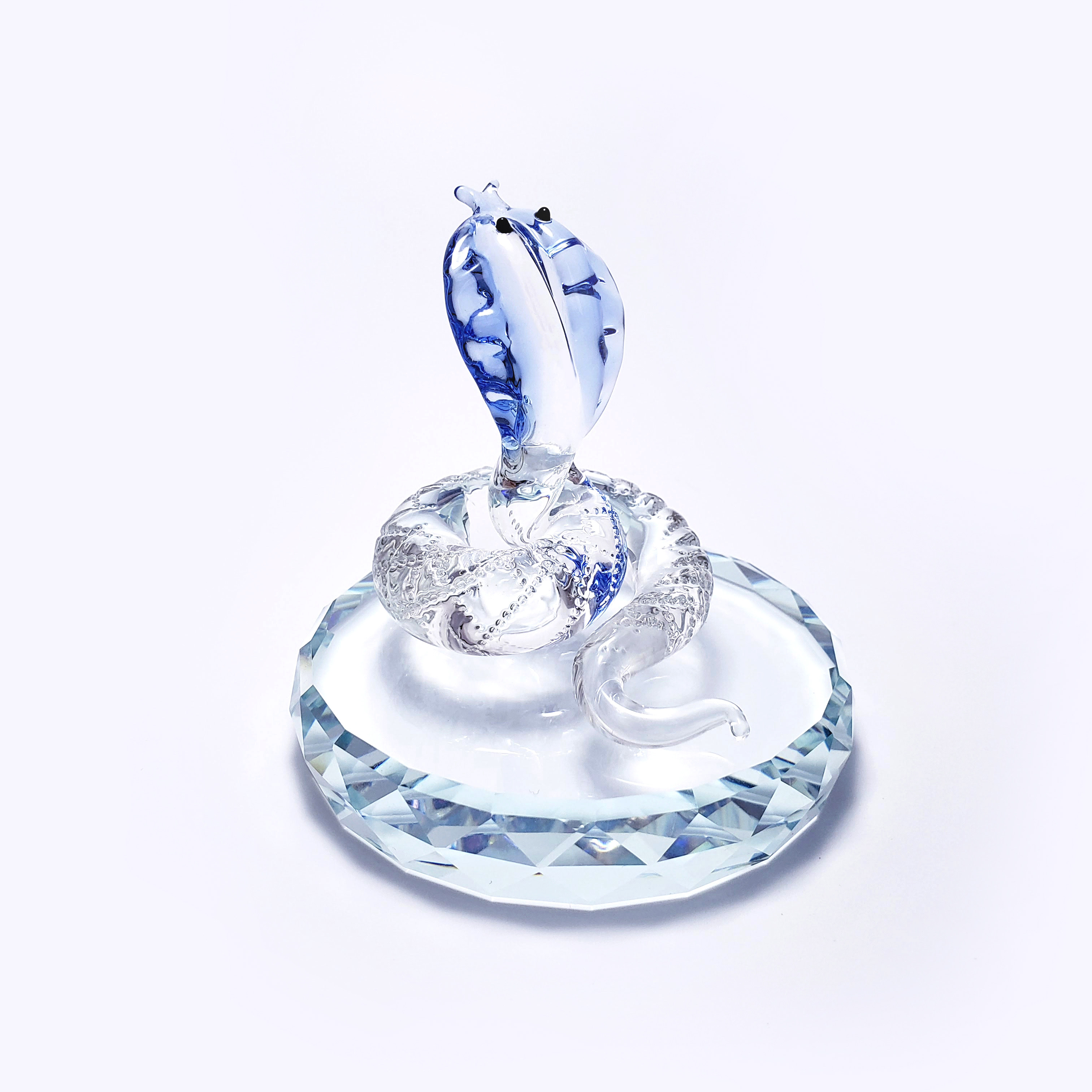 眼镜蛇水晶玻璃创意十二生肖摆件琉璃手工艺仿真动物属相车载饰品