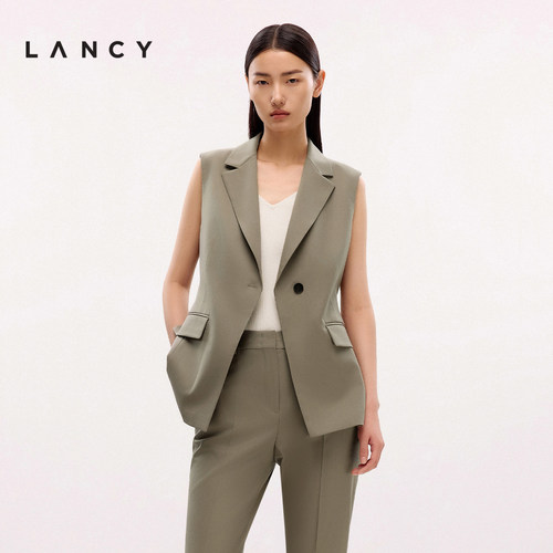 利落剪裁 气质翻领 简约单扣