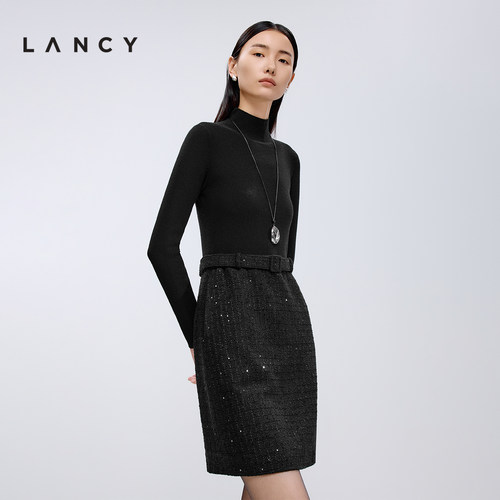 半高领型 拼接工艺 装饰腰带