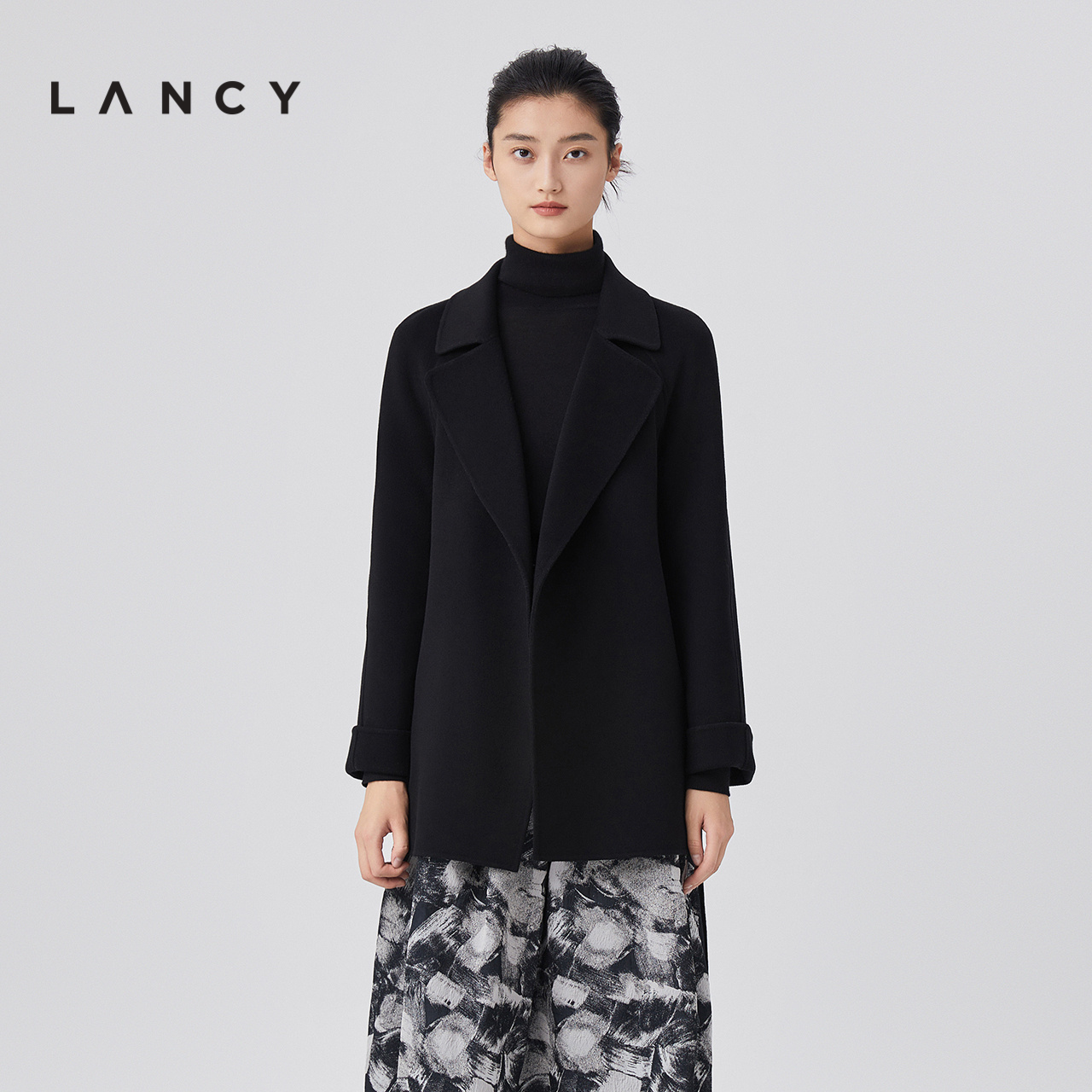 LANCY/朗姿秋冬季新款羊毛羊绒双面毛呢大衣经典翻领系带女士外套