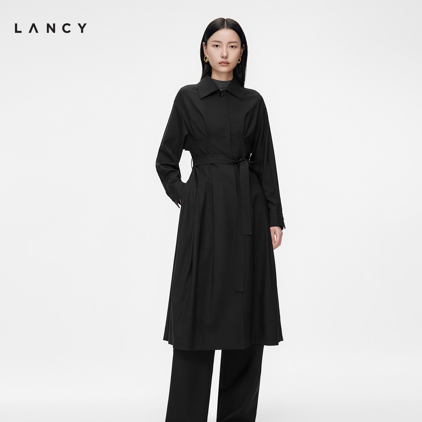 【丝毛】LANCY/朗姿2026年秋季新款黑色翻领收腰通勤蝙蝠袖风衣女图片