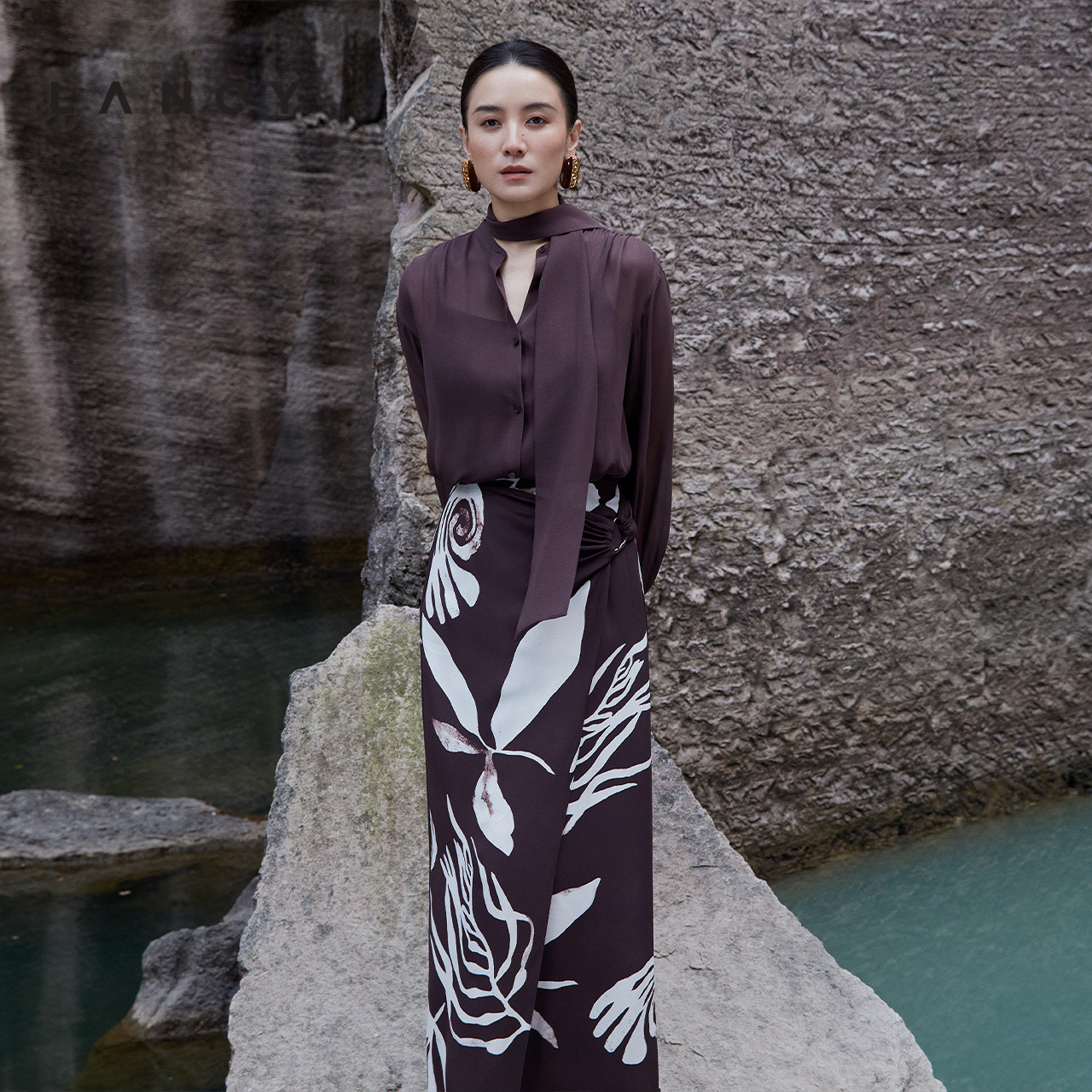 【宋佳同款】LANCY/朗姿2025夏新款复古优雅撞色印花直筒半身裙女,女装/女士精品,半身裙,淘宝优惠券,粉丝福利购,淘宝优惠卷