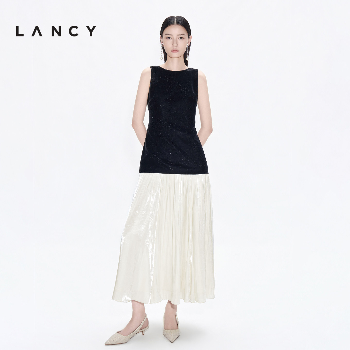 LANCY/朗姿2026夏季新款法式名媛风收腰高级感丝绒轻礼服连衣裙