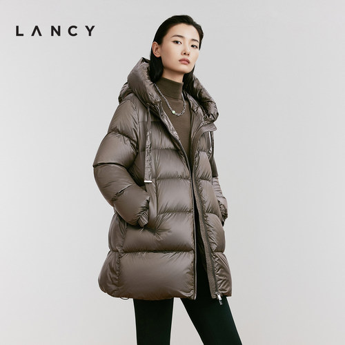 抽绳连帽 立体绗缝 袖口收束