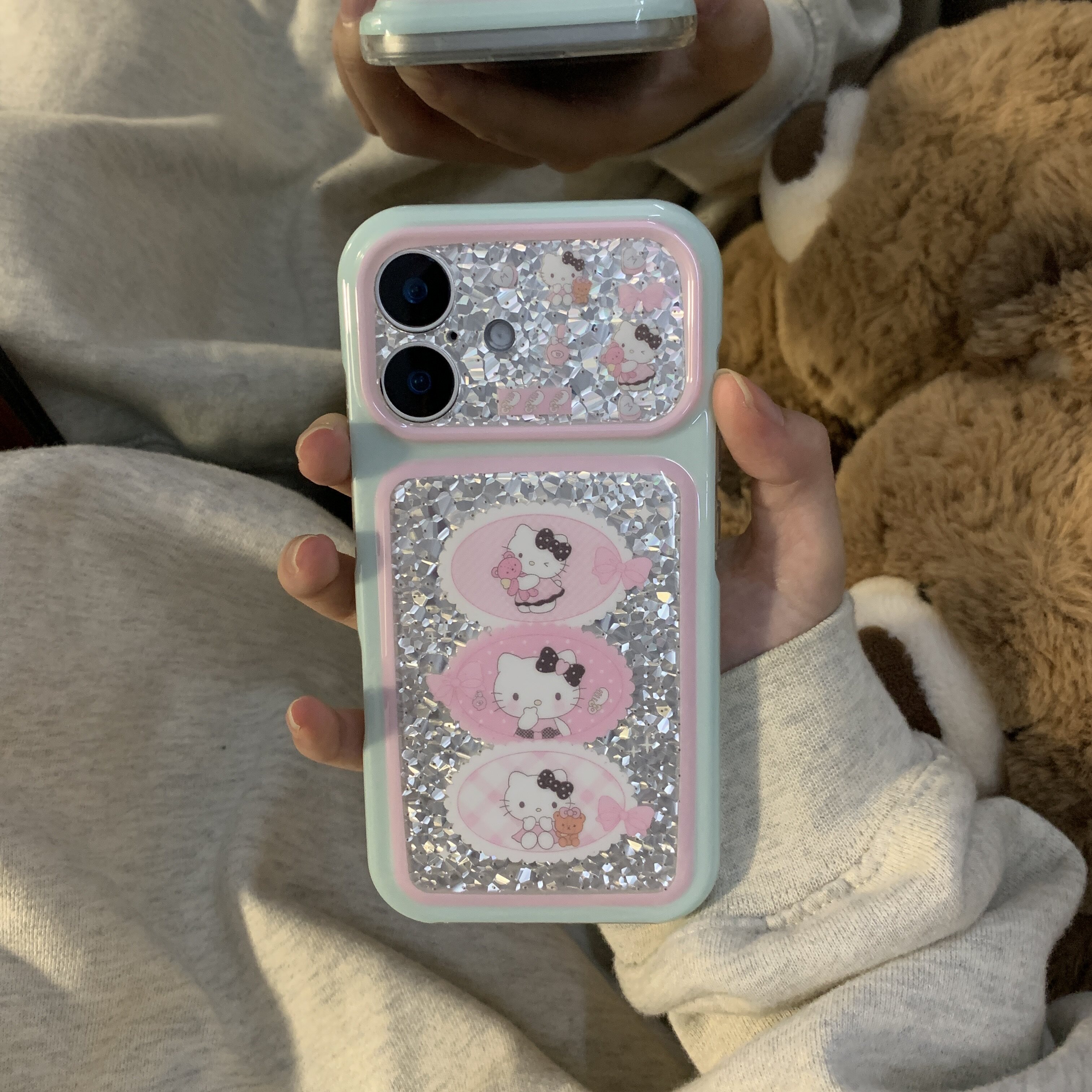 韩系ins卡通可爱涂鸦亮片餐垫猫咪适用iPhone17Promax手机壳16promax新款17pro硬壳15保护套16pro防摔15pro