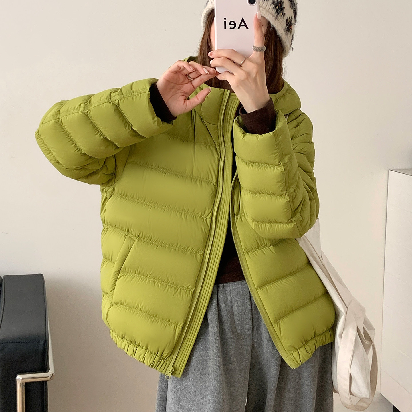 排骨羽绒服女2026新款今年流行爆款90白鸭绒短款连帽保暖显瘦外套