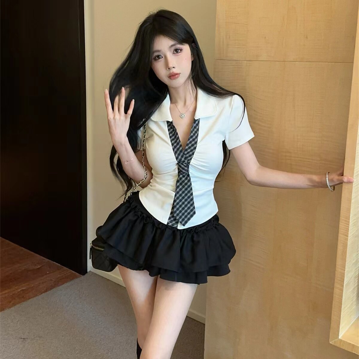 学院风纹领带短袖T恤女纯欲辣妹