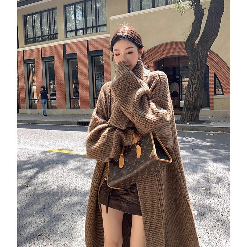 改良款，下单请看实物  秋冬大翻领长款开衫外套女秋季设计感小众