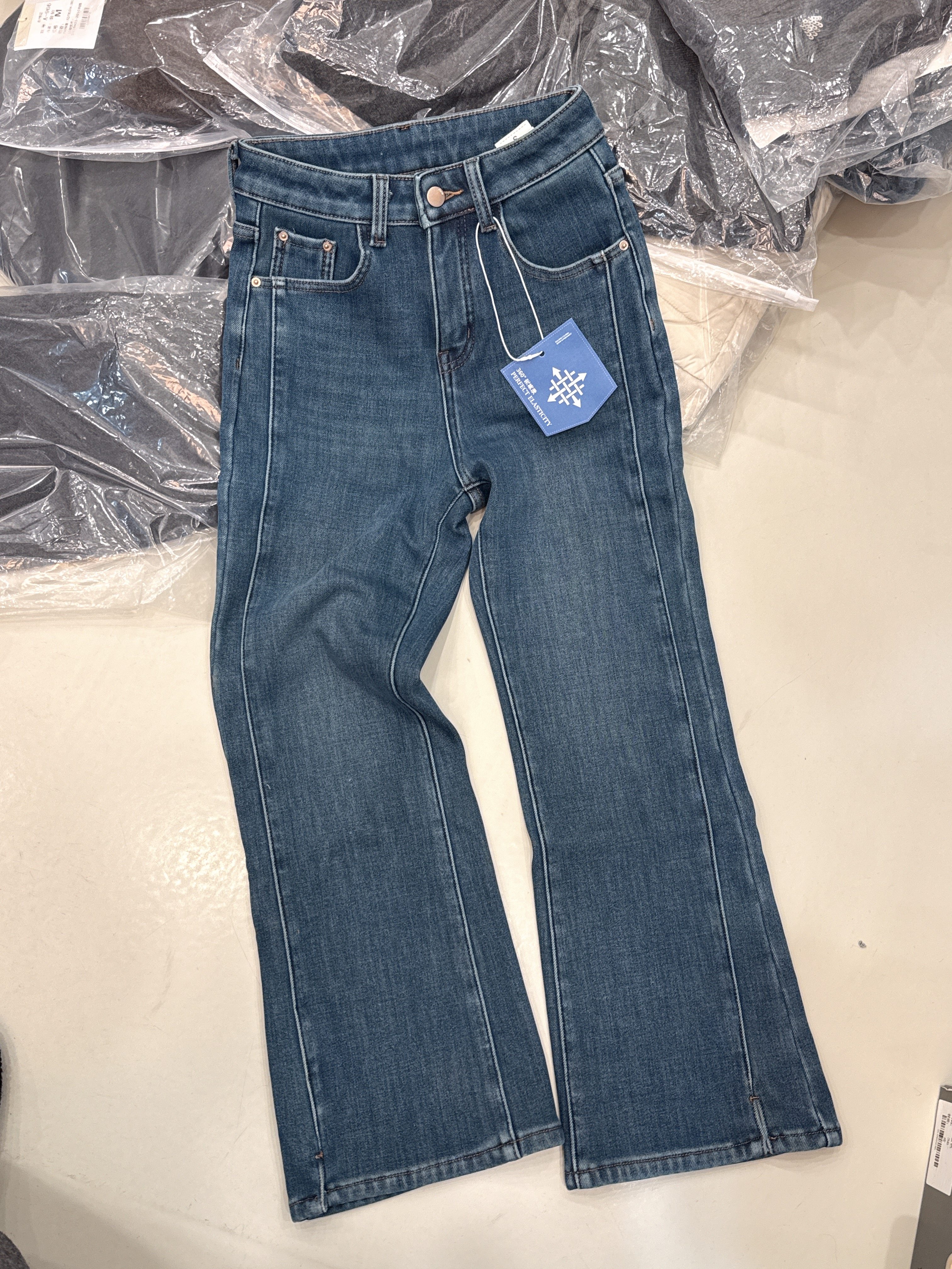 复合绒小开叉微喇叭牛仔裤女2025冬季高腰弹力显瘦九分裤,女装/女士精品,休闲裤,淘宝优惠券,粉丝福利购,淘宝优惠卷